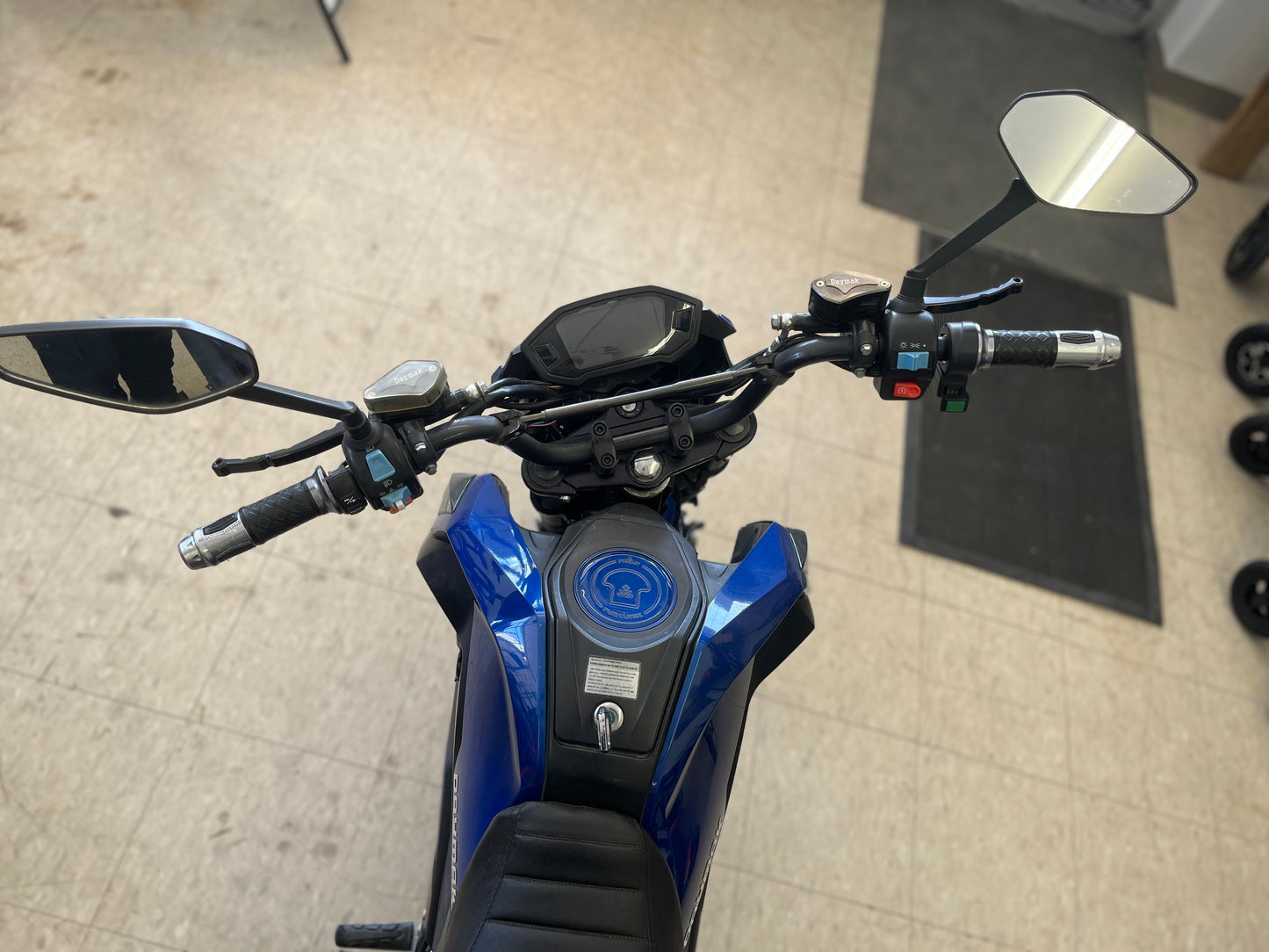 2023 - Used - Road Warrior 500W 72V 30Ah E-Bike